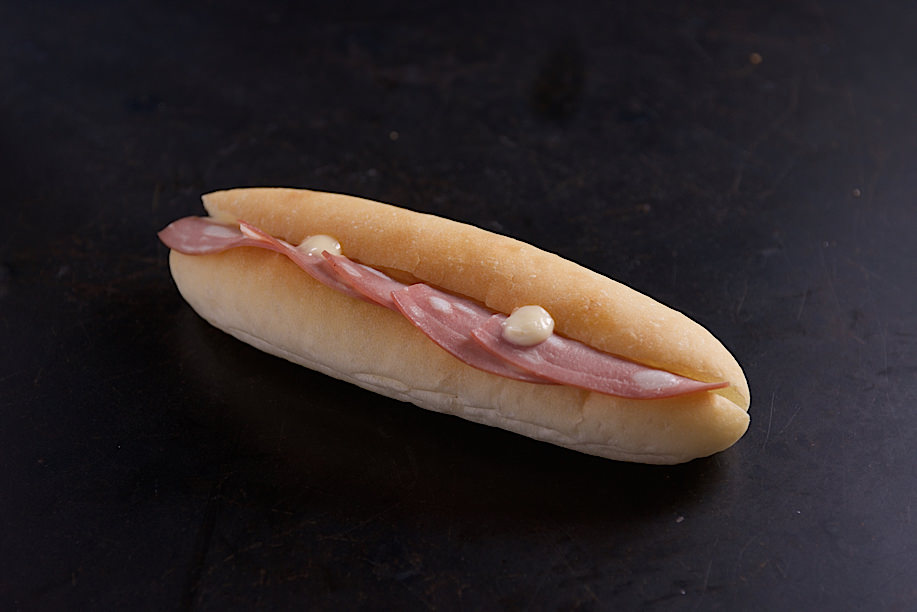 モルタデッラ、チェダーチーズ&ヴィエノワ